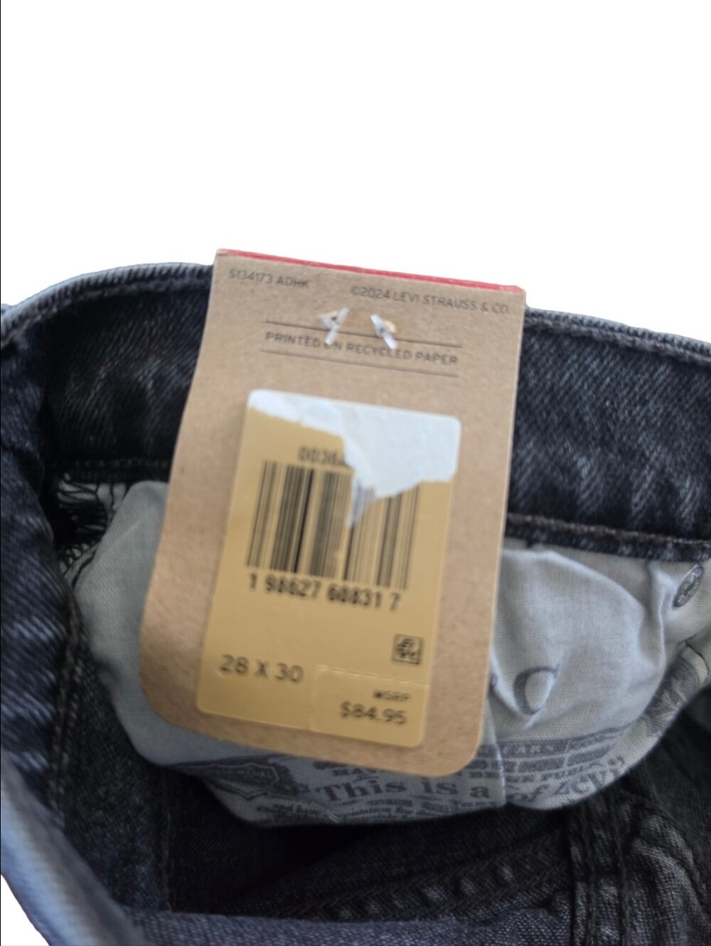 NWT Levi's 501 Curve High-Rise Straight-Leg Jeans, Size 28 × 30 - Picture 8 of 10